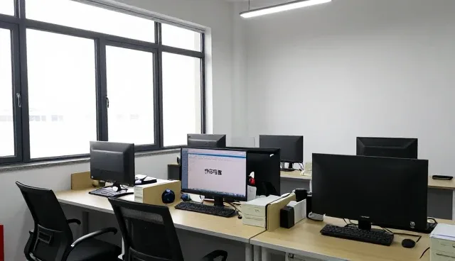 定制商务礼品套装在企业活动中的实际应用价值分析